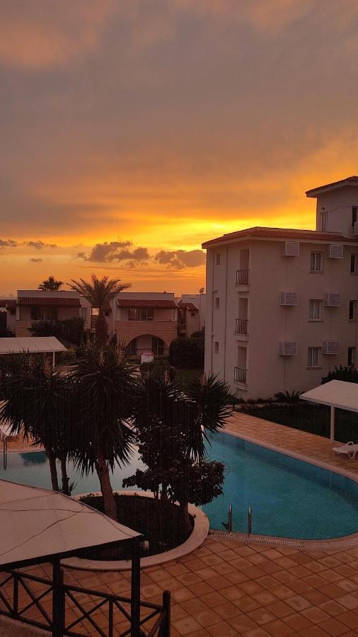 Fantastic 4 Cyprus First Line Beachfront Bogazi Kültér fotó